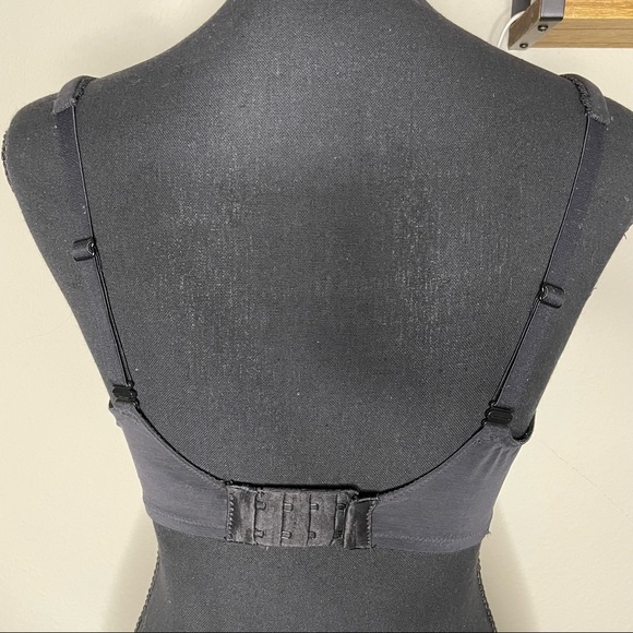 [Victoria’s Secret] Body By Victoria Lined Demi Bra - Picture 7 of 11